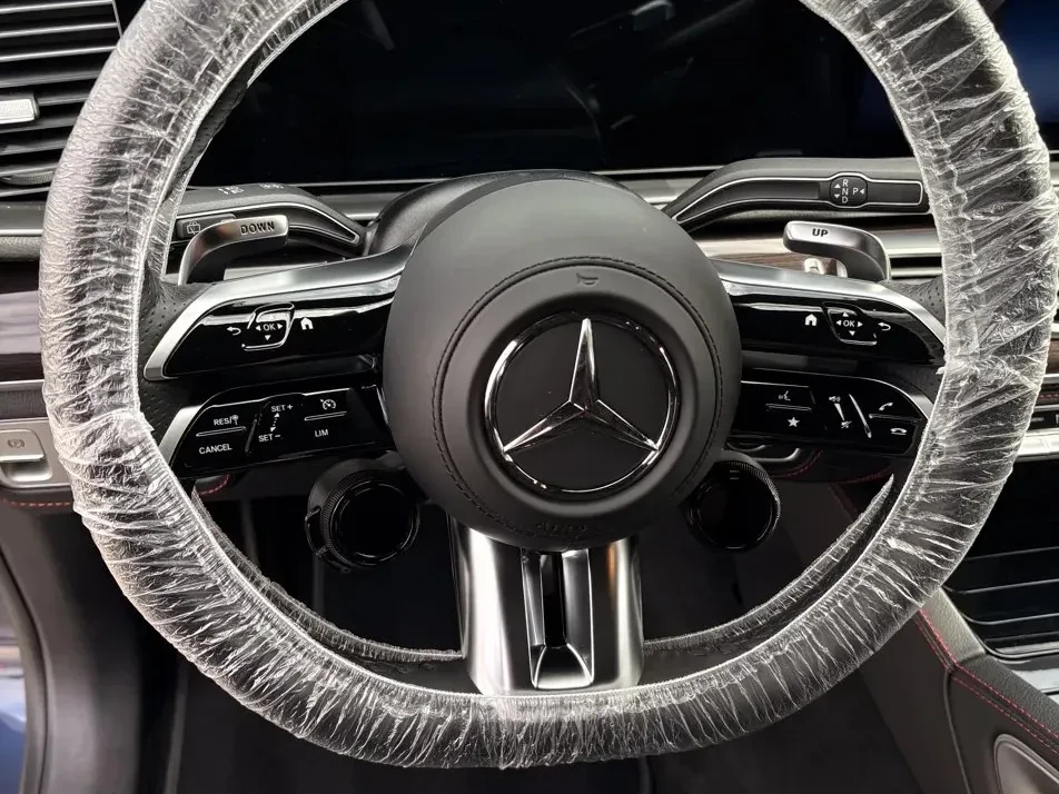 Volant Mercedes après detailing intérieur premium